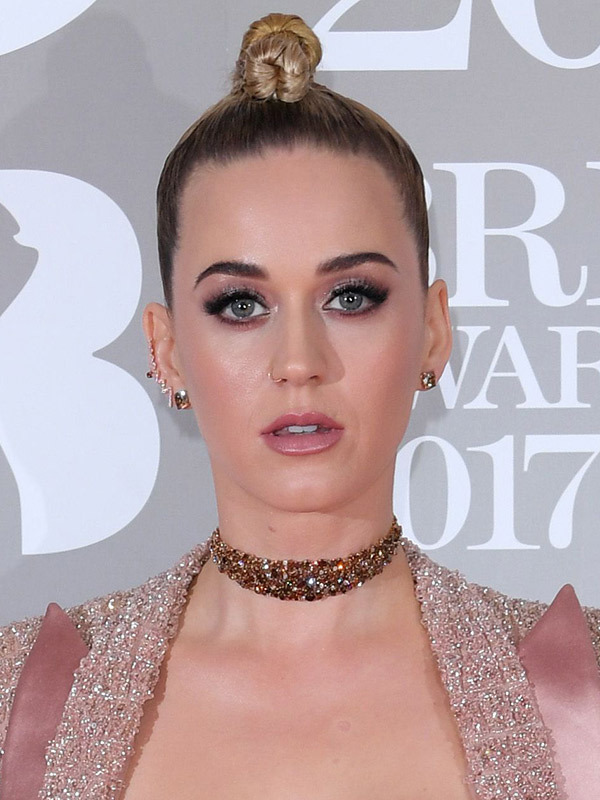 El look de Katy Perry en los Brit Awards