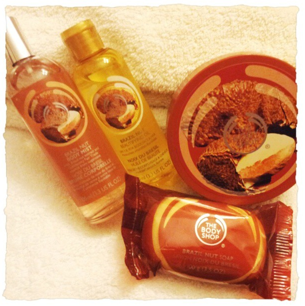 Mis productos de Nuez del Brasil de The Body Shop (foto publicada en mi cuenta de Instagram)